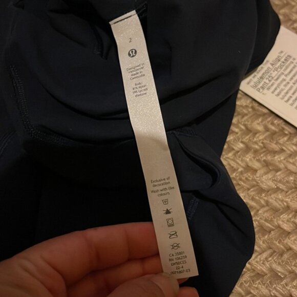 NWT lululemon align pant 25” with pockets true navy - Picture 10 of 10